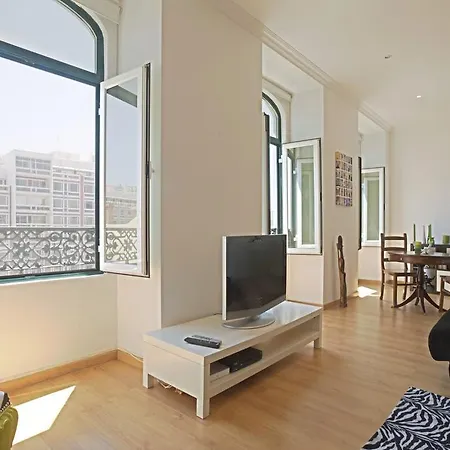 Apartman Portuguese Living Moniz Central