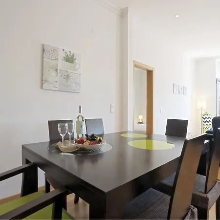 Portuguese Living Moniz Central Apartman