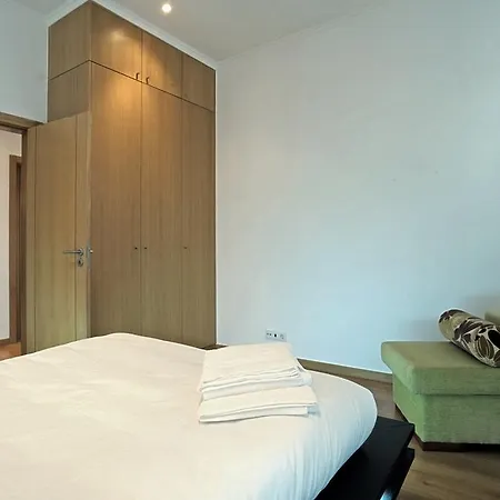 Apartman Portuguese Living Moniz Central *